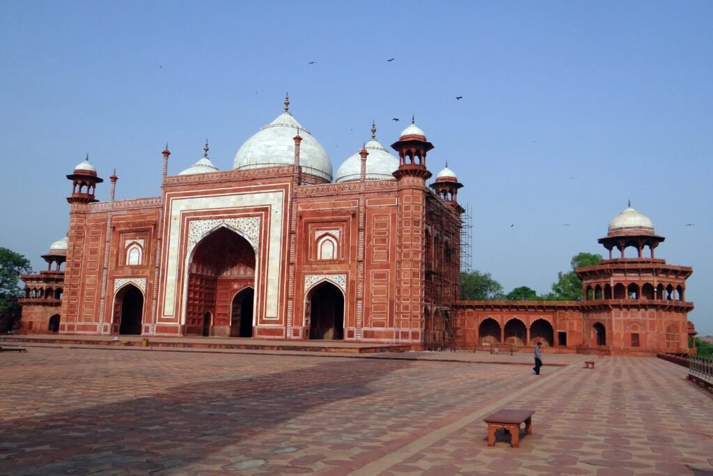 Travel agency in India for Agra tours